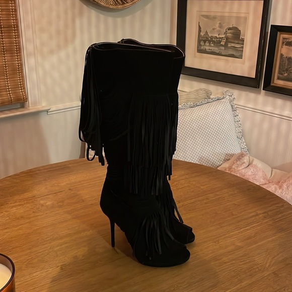 Women’s Gucci Fringe Boots - Picture 3 of 8